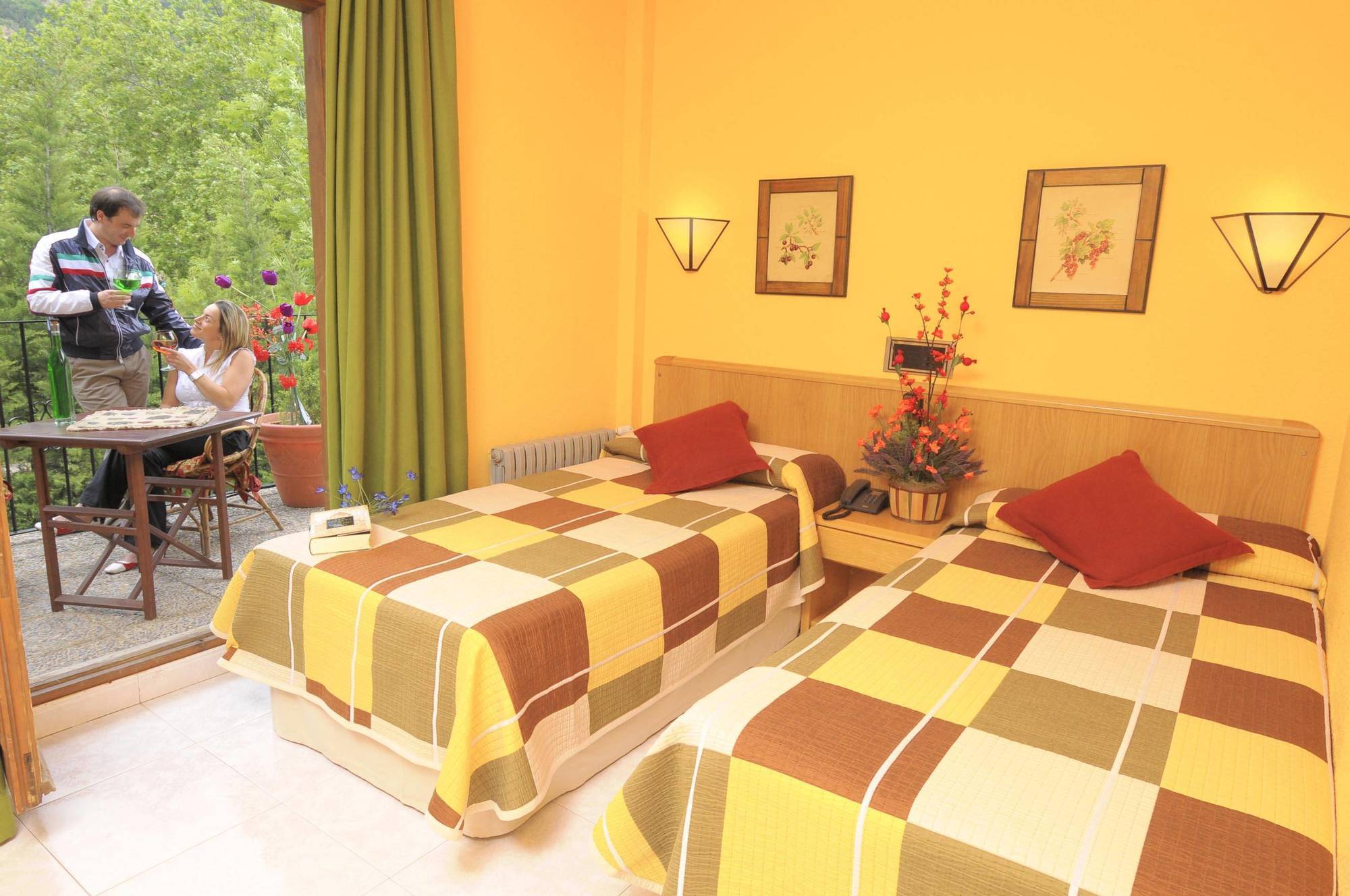 San Anton Benasque Hotel Szoba fotó